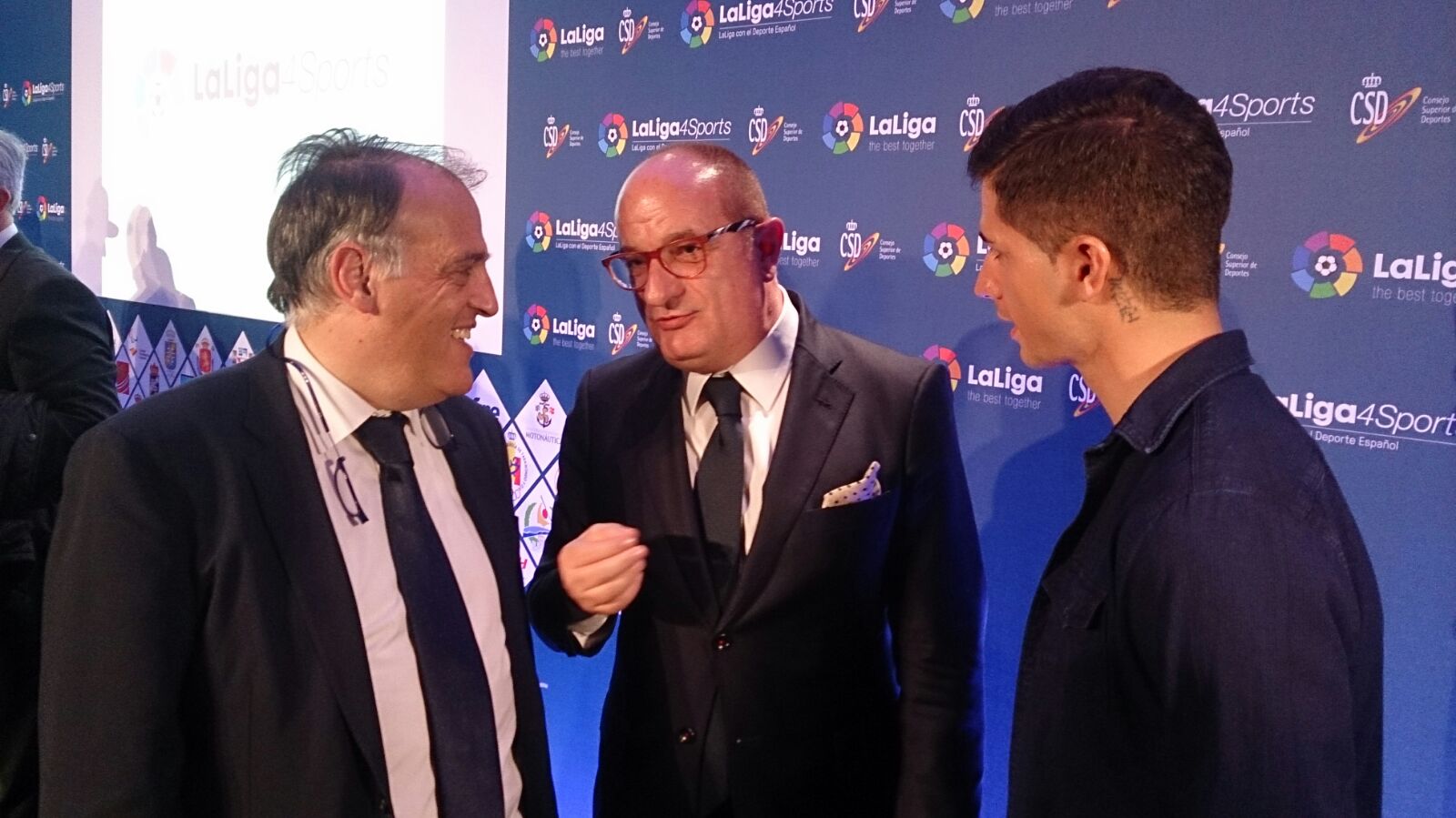 Ioseba Fernández y Javier Fernández, en la presentación oficial de LaLiga4Sports